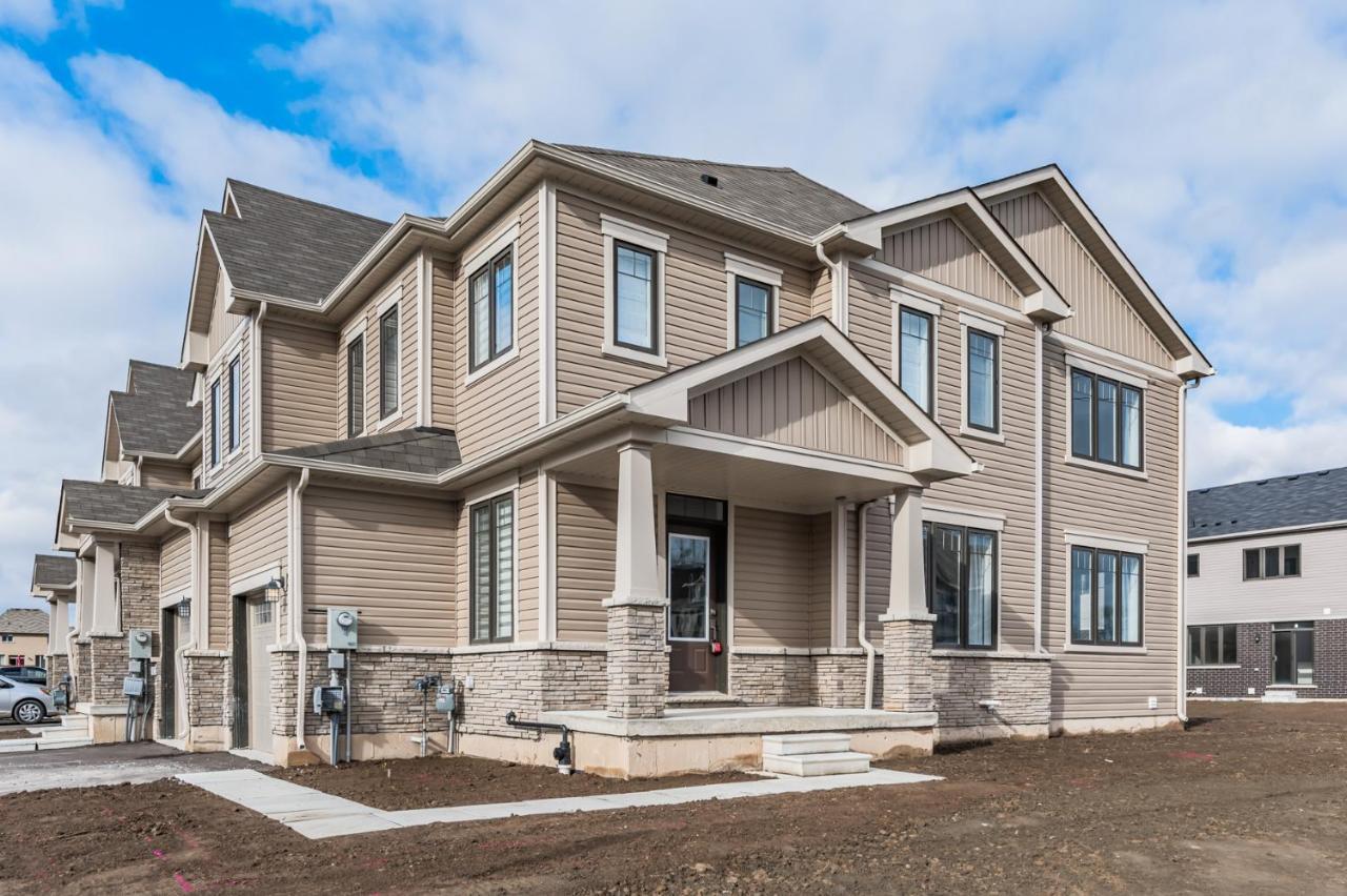 Luxury Townhouse Close To Fairview Casino In Niagara Falls Villa Exterior foto
